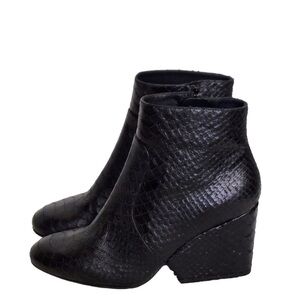 Robert Clergerie Toots Black Snakeskin Bold Geometric Block Heel Ankle Boots